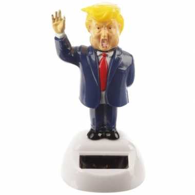 Solar zonne energie donald trump zwaaiend